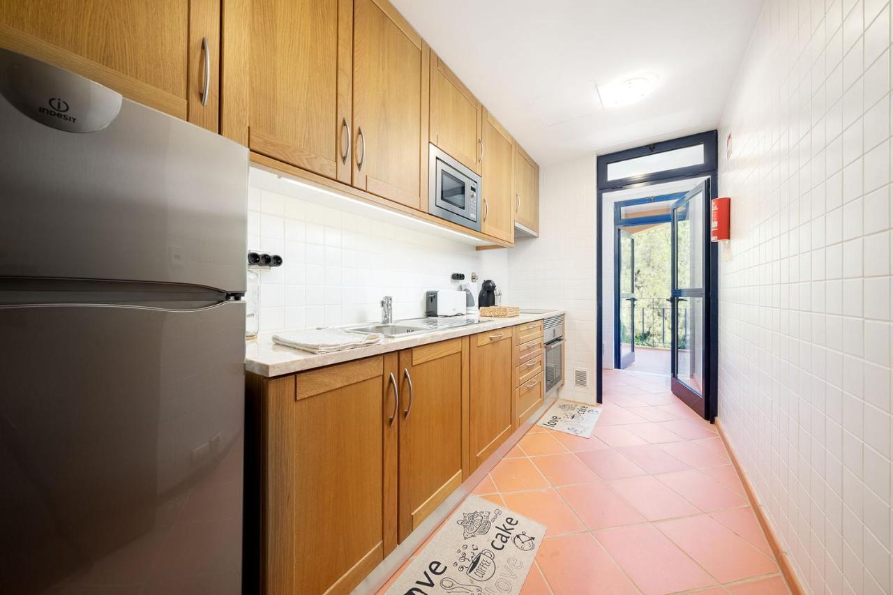 Al - Apartamento Vila Sol F5 Ah Картейра Экстерьер фото